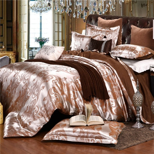 Queen Beddign Set