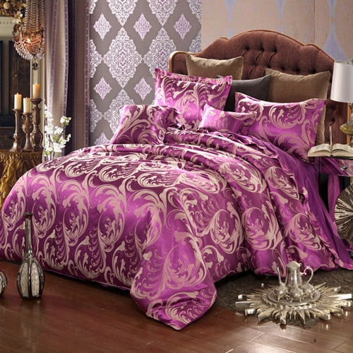 Queen Beddign Set