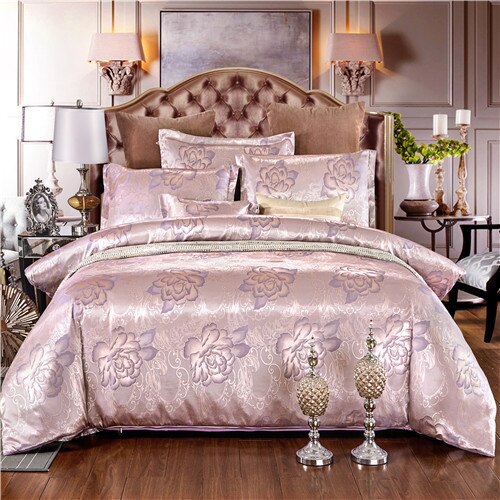 Queen Beddign Set