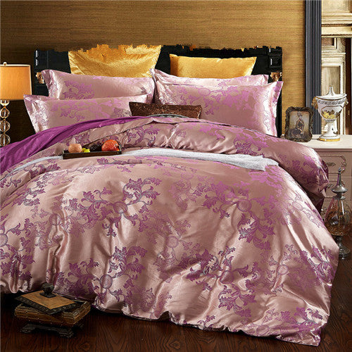 Queen Beddign Set